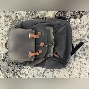 Everlane backpack vintage
